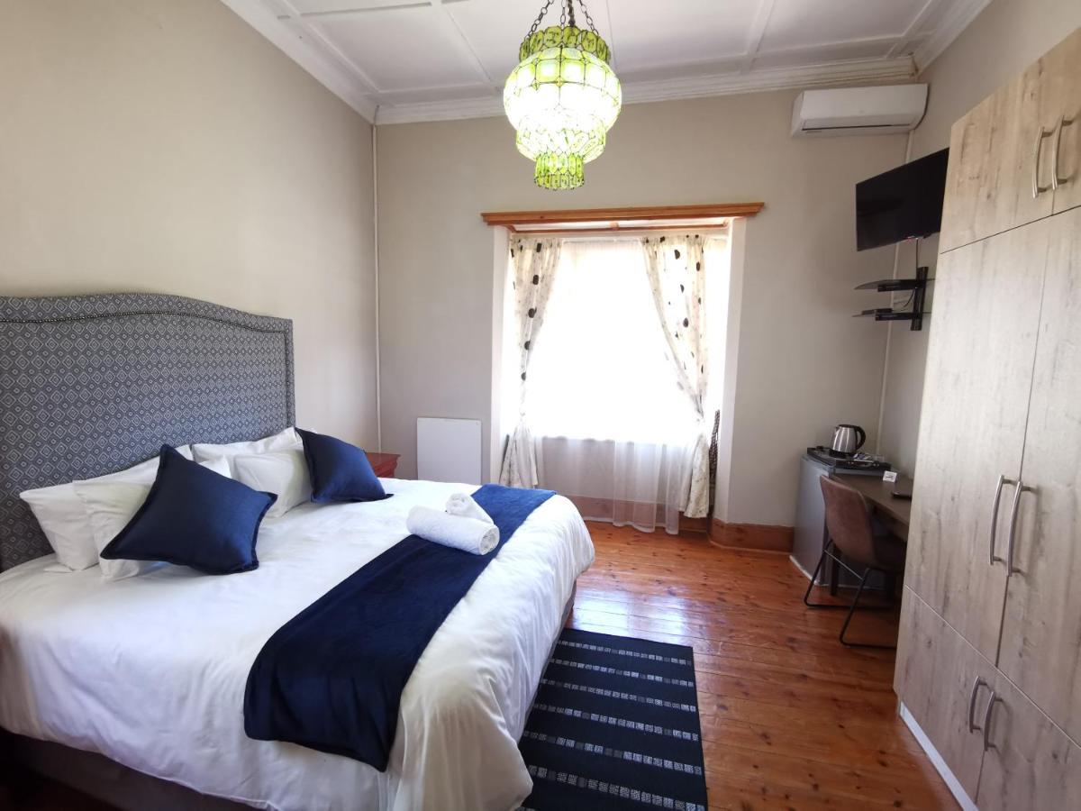 Lucolo Palace B&B Aliwal-Noord Buitenkant foto
