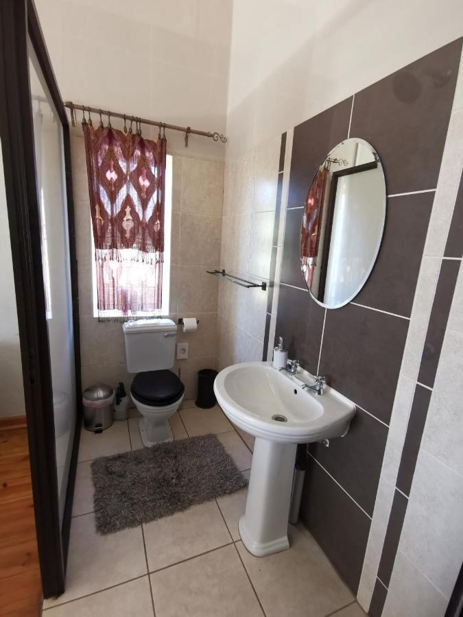 Lucolo Palace B&B Aliwal-Noord Buitenkant foto