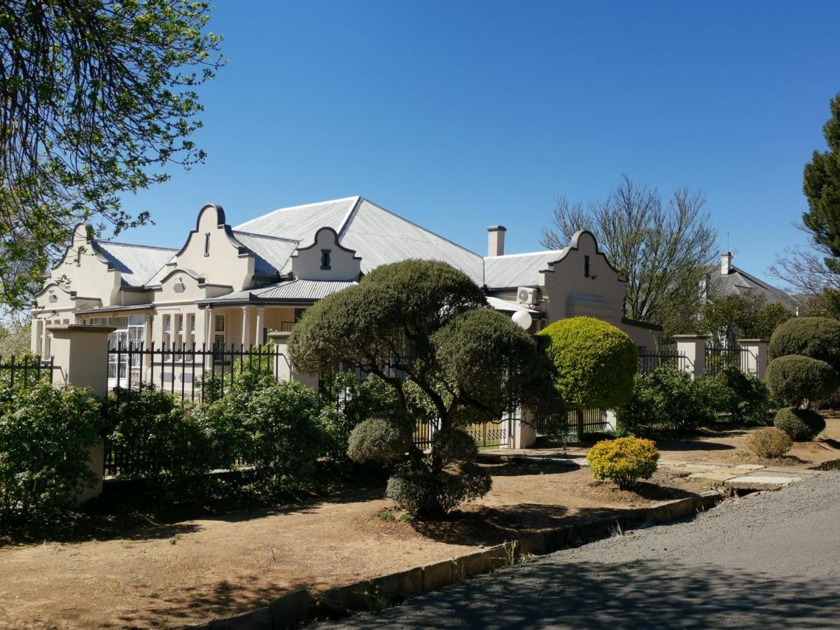 Lucolo Palace B&B Aliwal-Noord Buitenkant foto