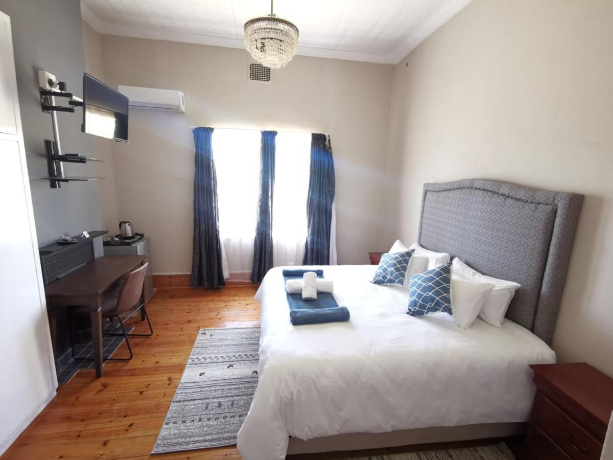Lucolo Palace B&B Aliwal-Noord Buitenkant foto