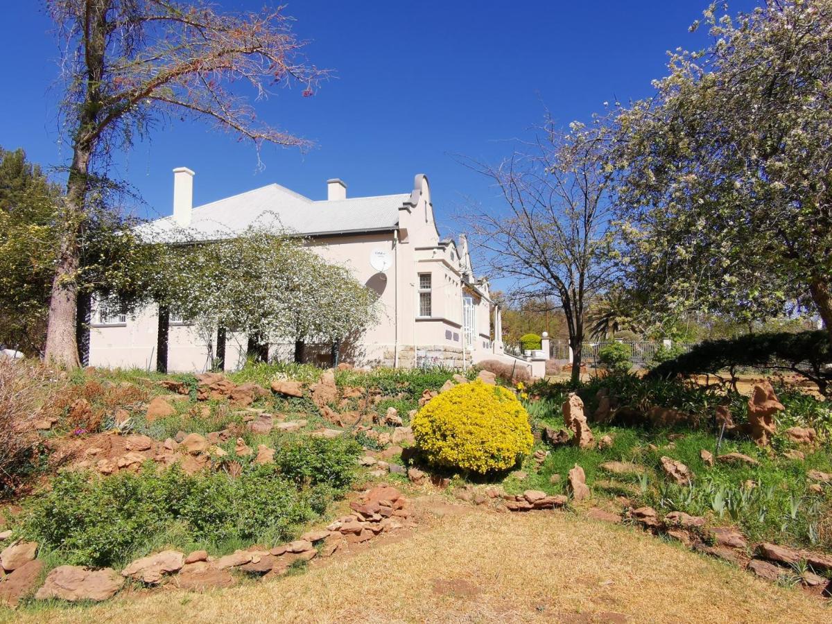 Lucolo Palace B&B Aliwal-Noord Buitenkant foto
