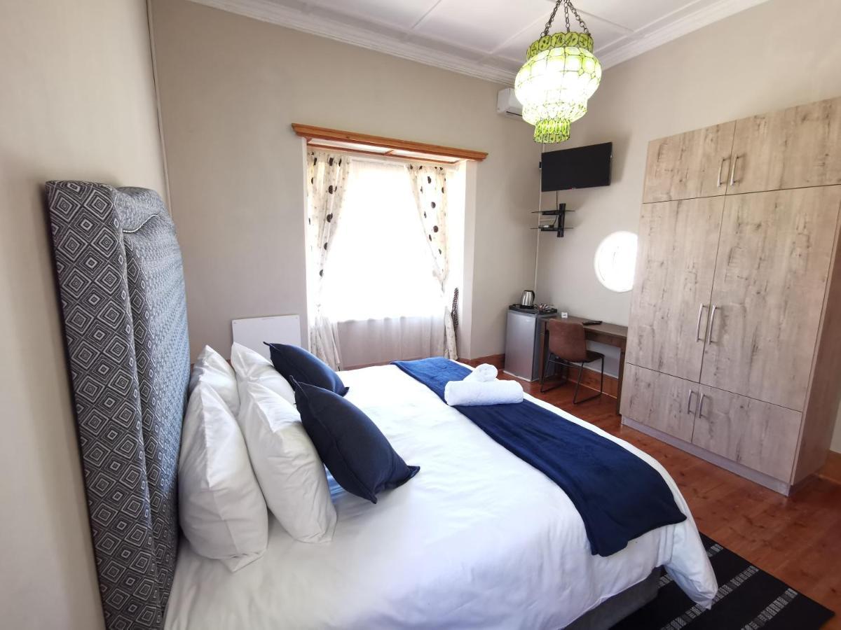 Lucolo Palace B&B Aliwal-Noord Buitenkant foto